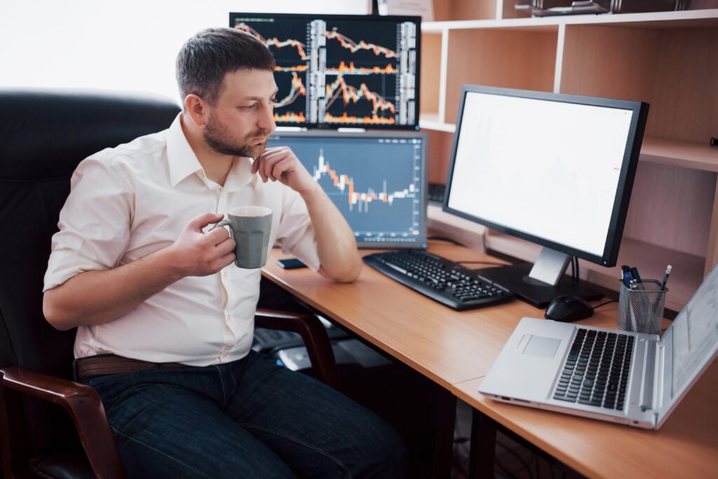 Psychology of Trading: Overcoming Fear and Greed
